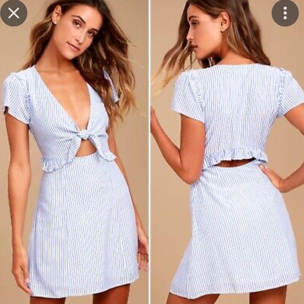 LULUS BLUE WHITE V-Neck Floral Skater Dress Mini Sleeveless - Picture 1 of 8